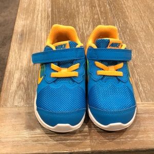 Nike toddler boy shoes